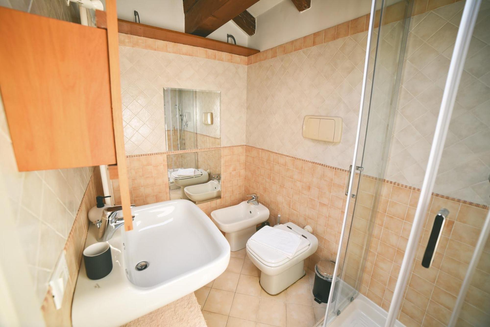 Le Dimore Di Mazzini Apartment Триест Екстериор снимка